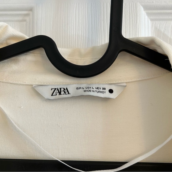 Zara White Cropped Long Sleeve with Rushing Detailing - Picture 3 of 4
